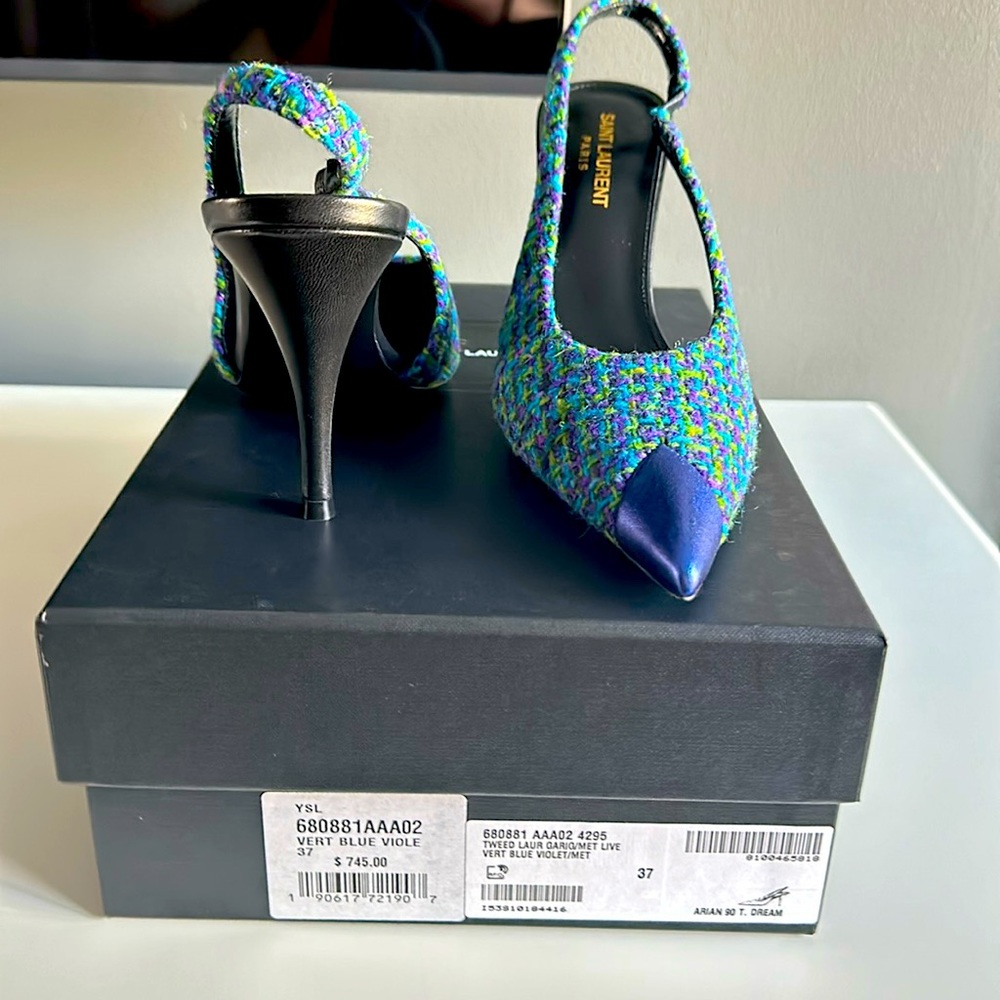 BRAND NEW never worn YSL Tweed Slingback pumps, size 7!